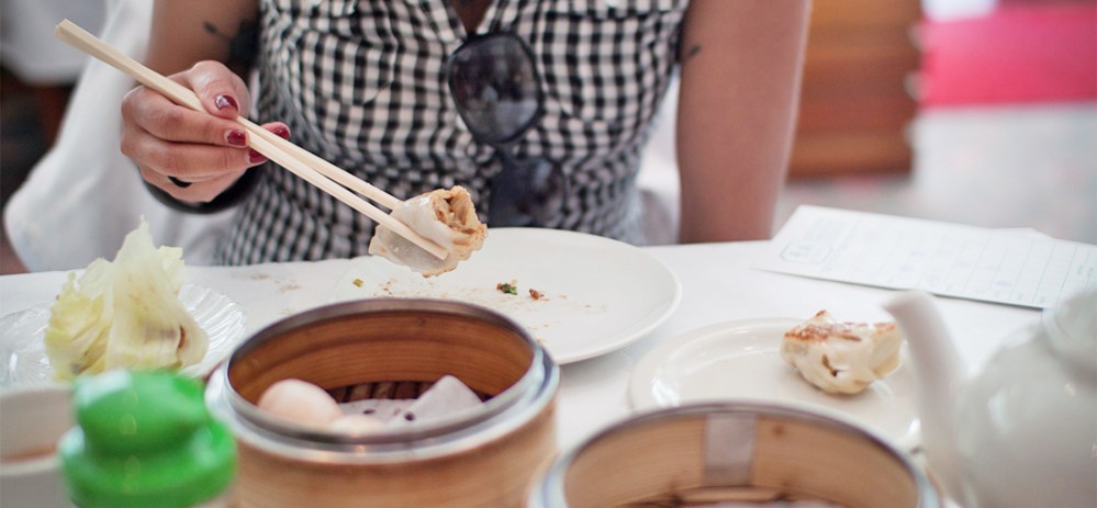 Get our tips for going out to eat with Chinese clients!
